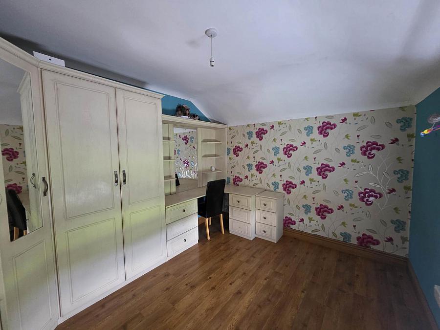 66 Cortynan Road