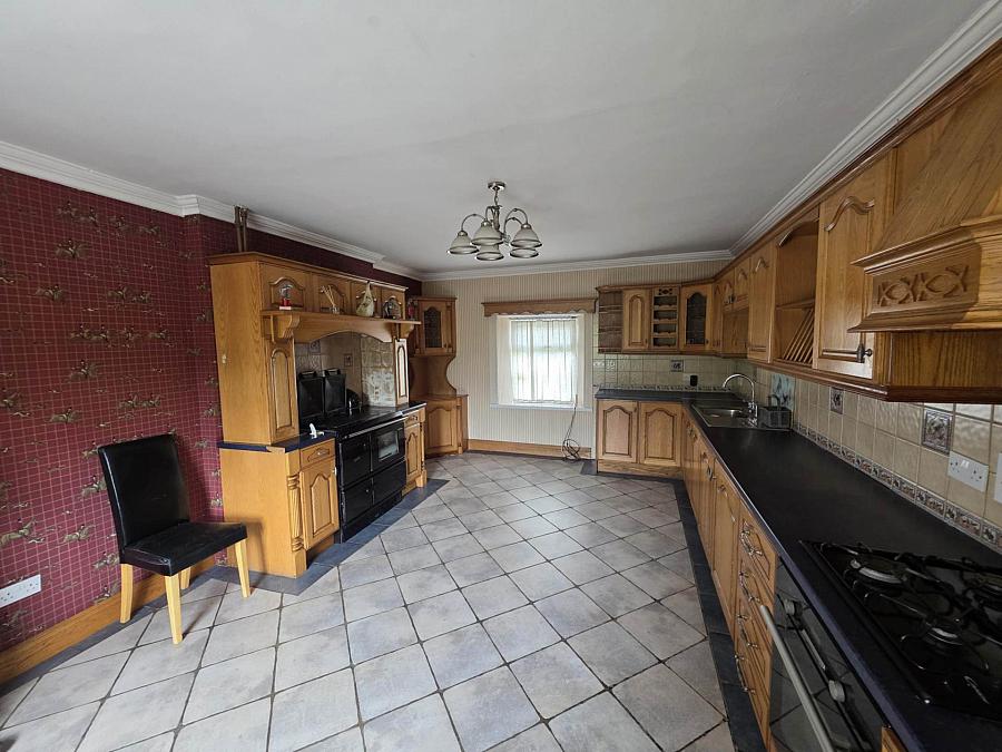 66 Cortynan Road