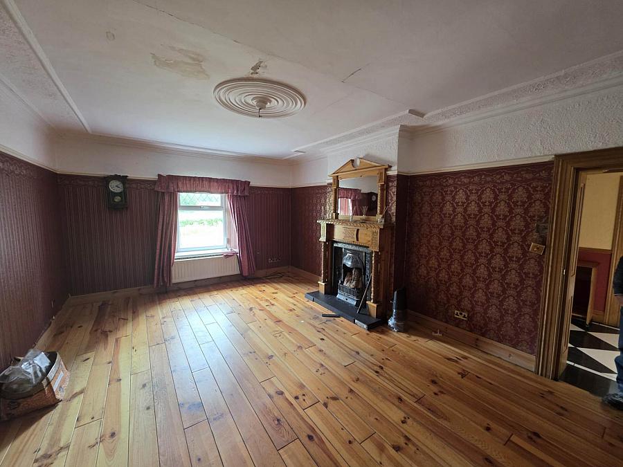 66 Cortynan Road