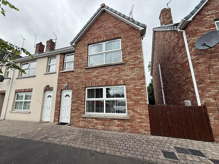 18 Bramley Court, Red Lion Road