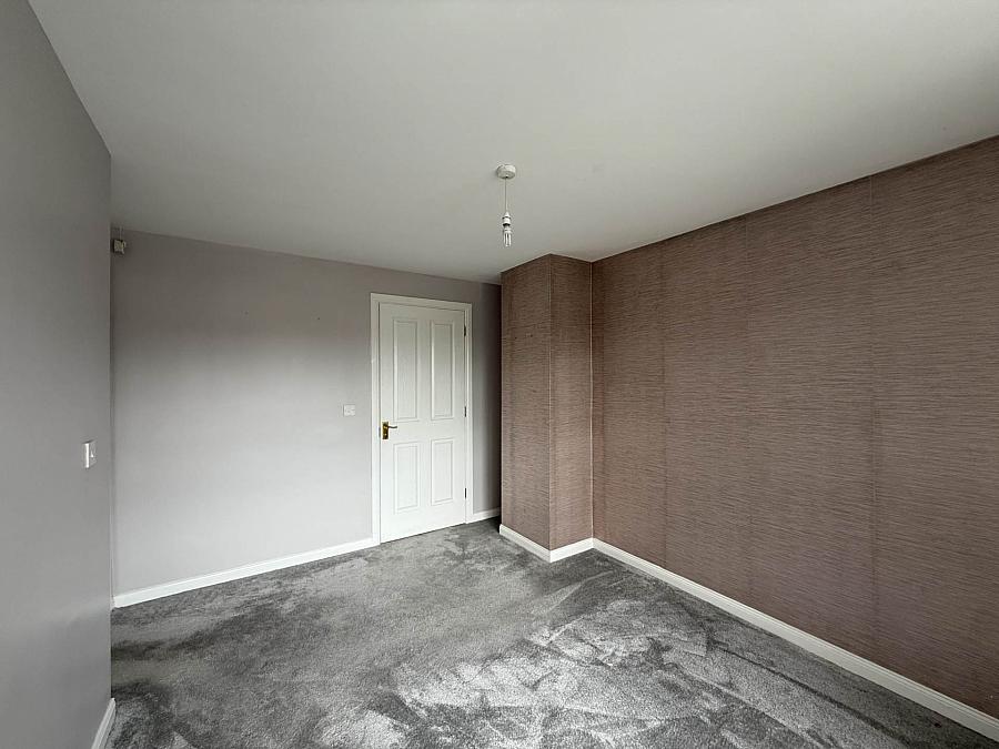 18 Bramley Court, Red Lion Road