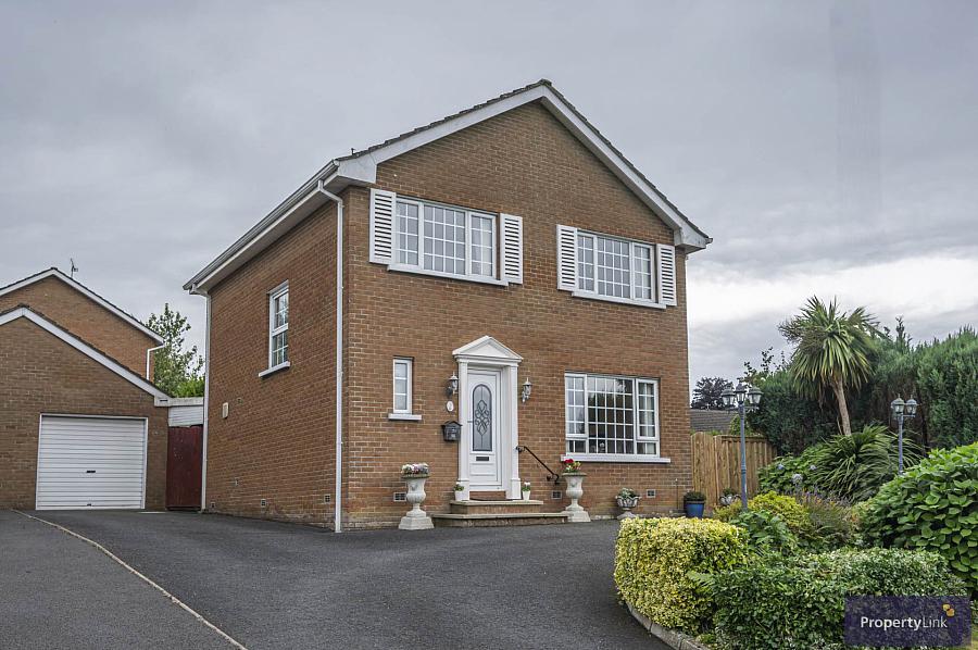 15 Woodford Drive