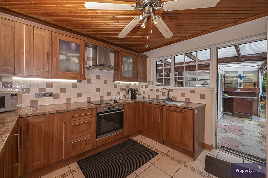 15 Woodford Drive