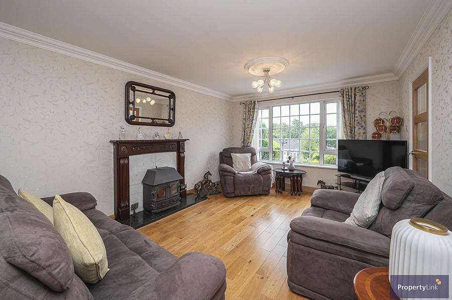 15 Woodford Drive
