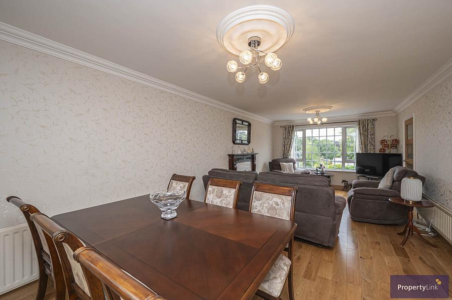 15 Woodford Drive