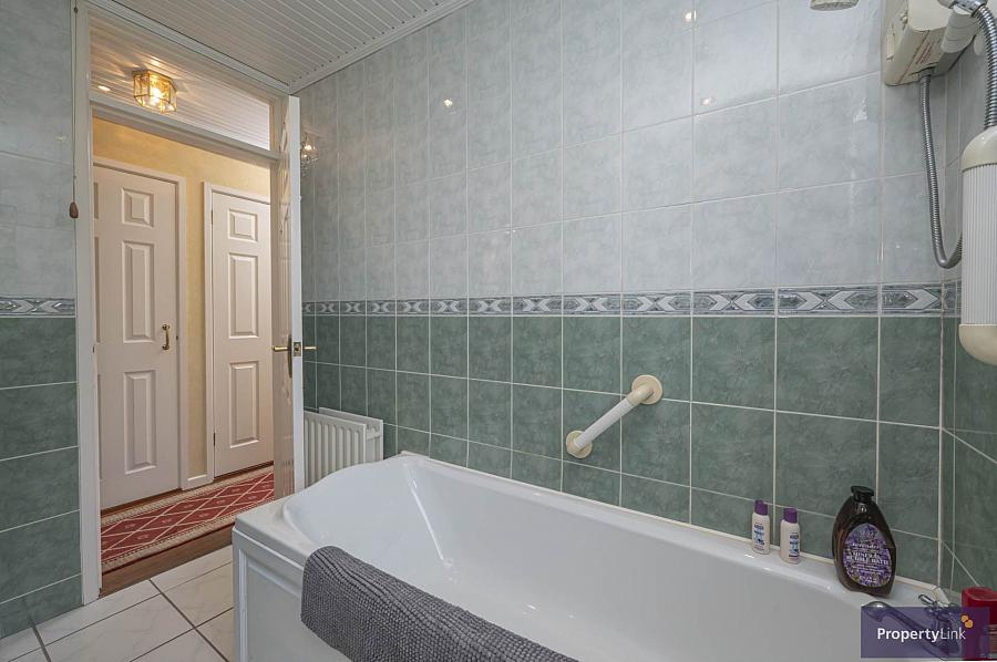 1 Mullinure Park