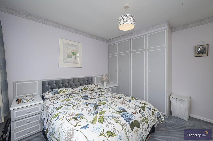 1 Mullinure Park