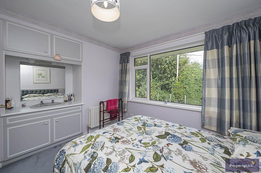 1 Mullinure Park