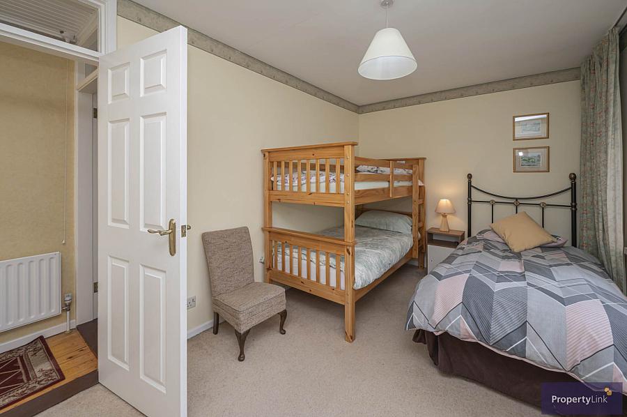 1 Mullinure Park