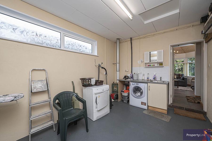 1 Mullinure Park