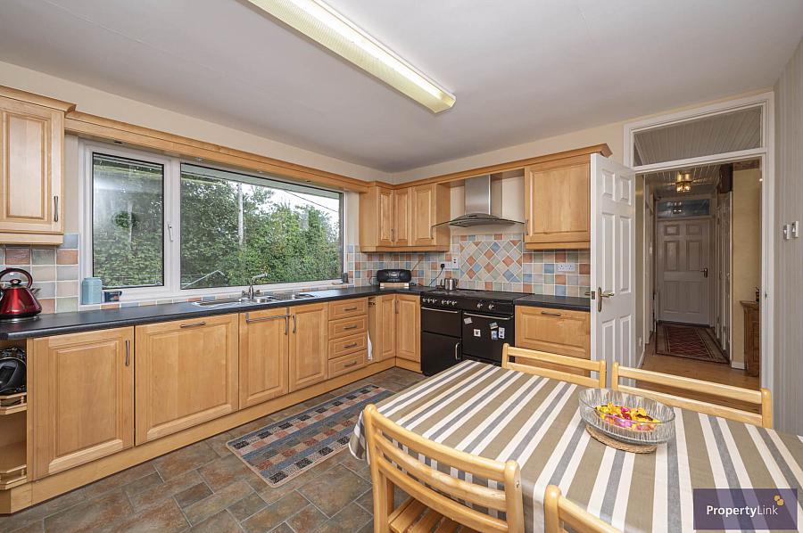 1 Mullinure Park