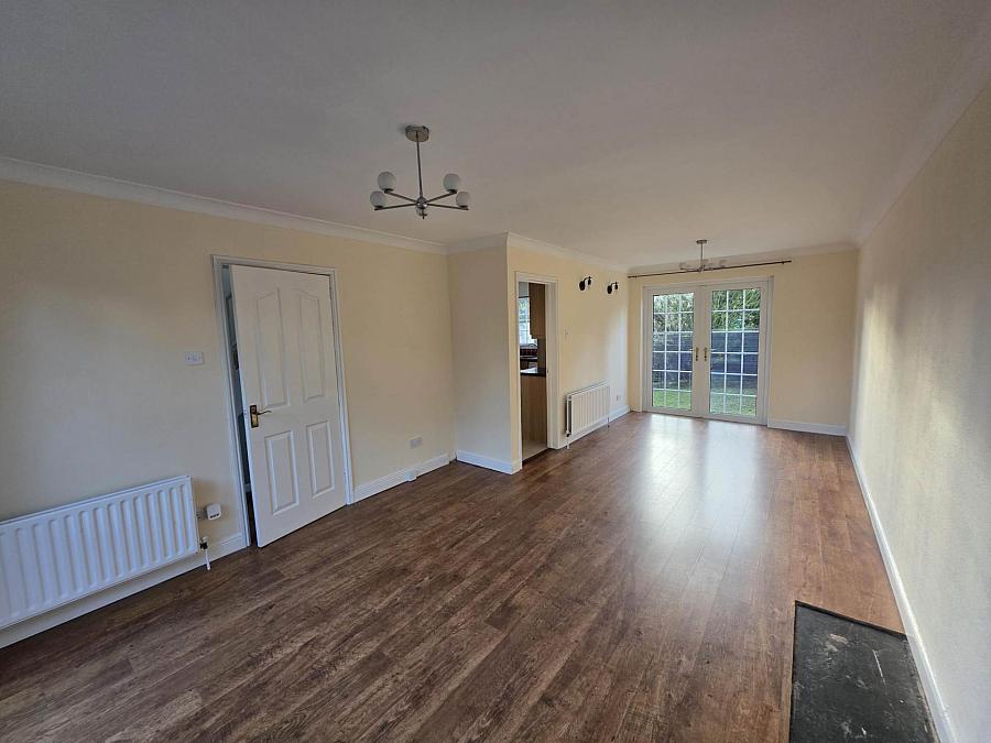 10 Woodford Park 10 Woodford Park