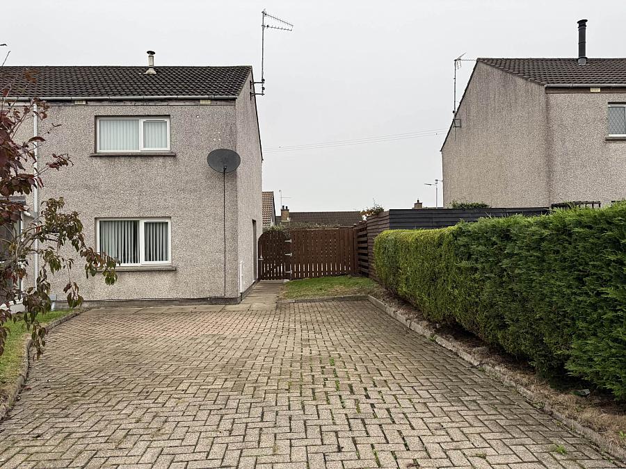 15 Woodford Mews