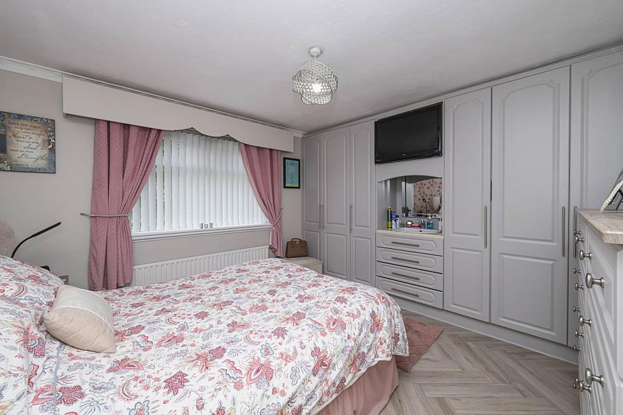 16 Markethill Road