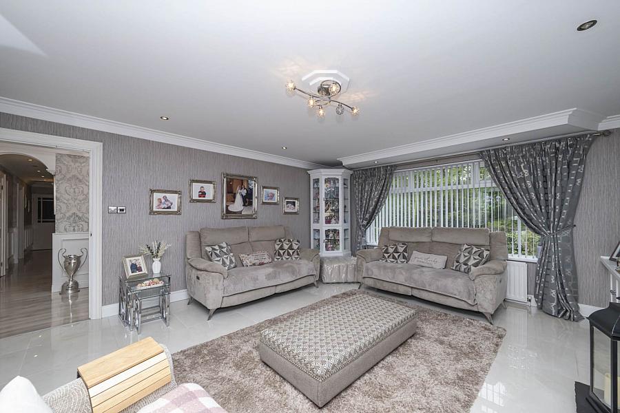 16 Markethill Road