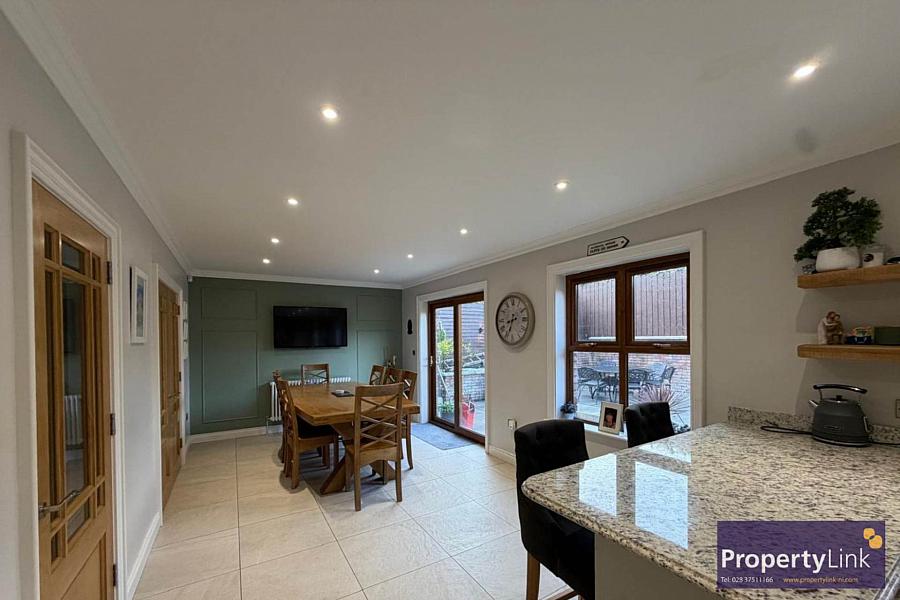 21 Manorhill