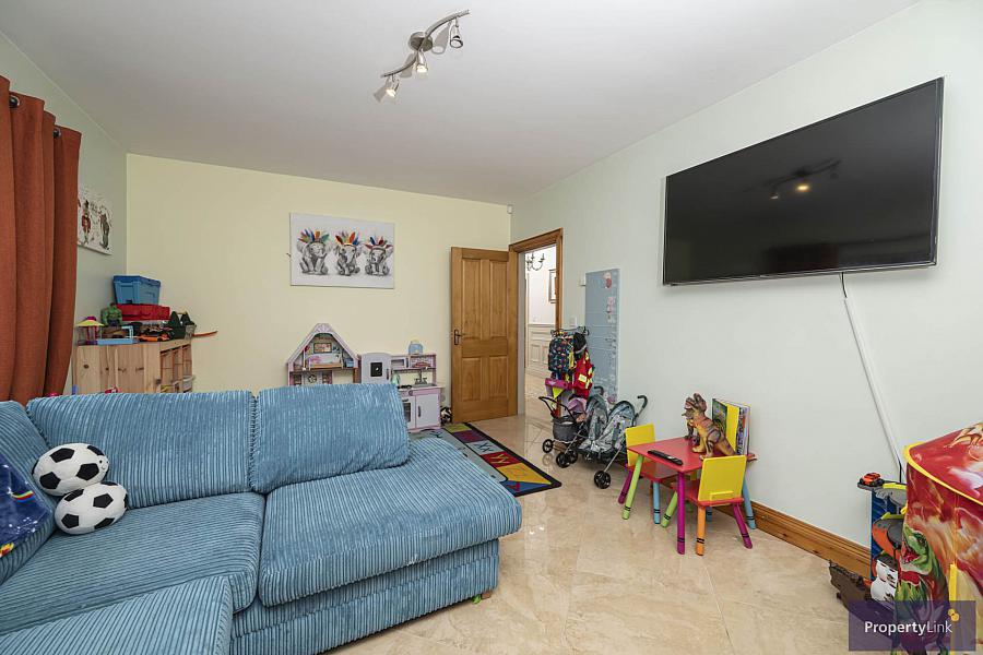 97 Battleford Road