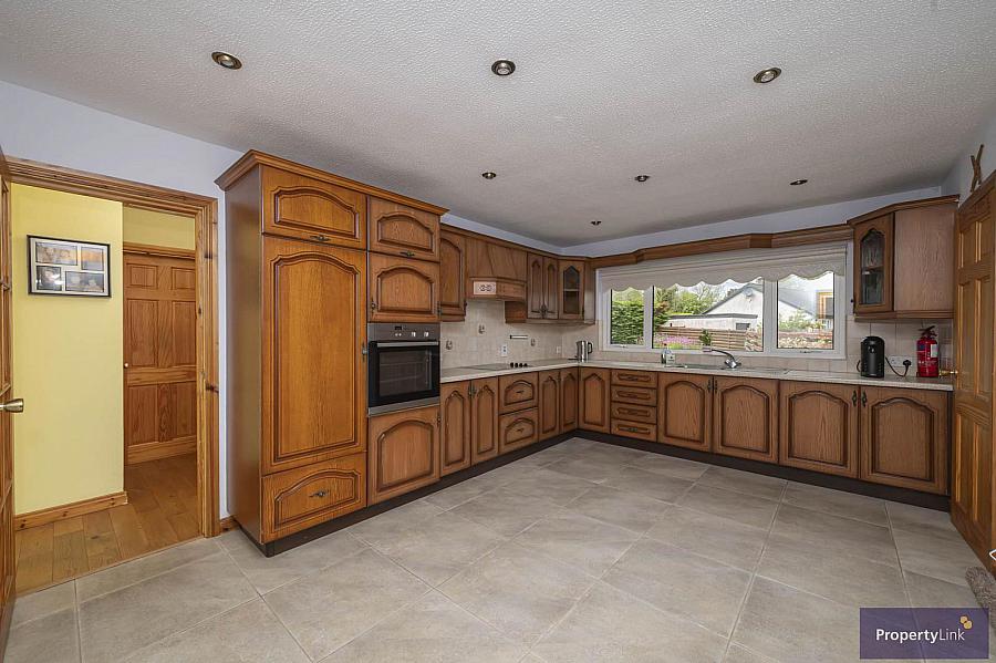 21 Cavanacaw Park