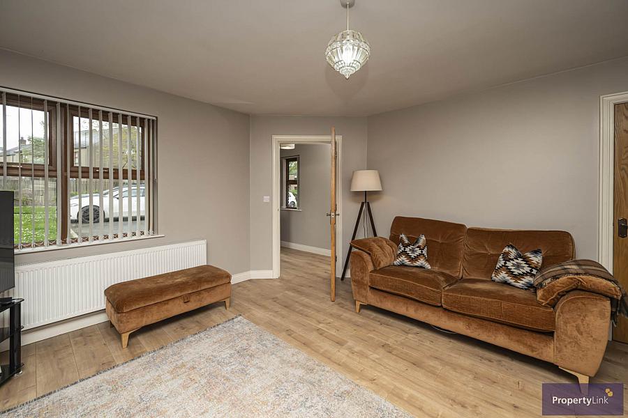 36 Weavers Lodge