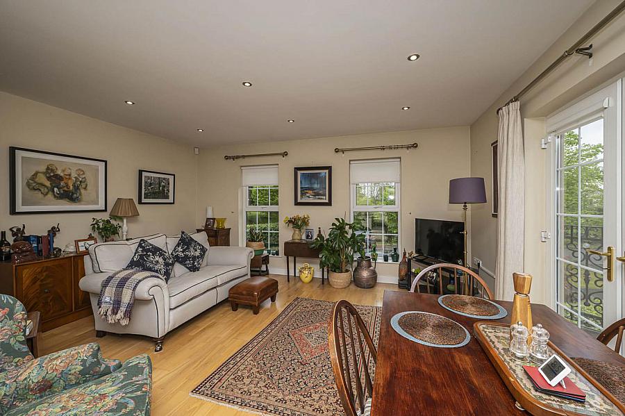 18 Drummanmore Manor