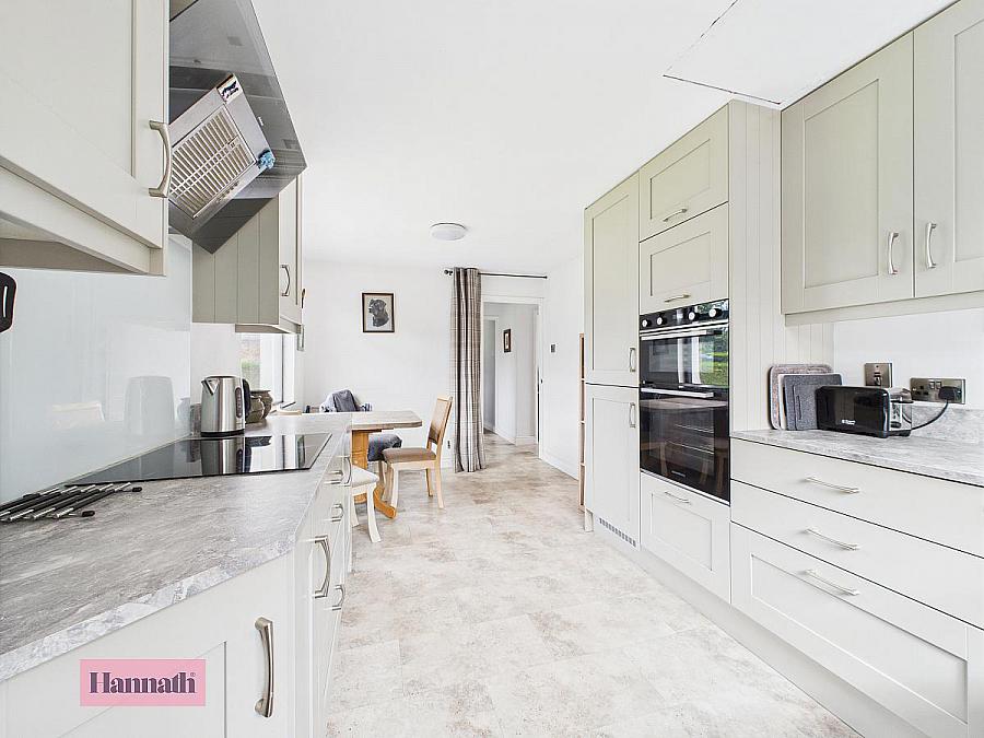 40 Knock Road