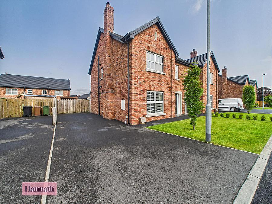 8 The Spires, portadown, craigavon, BT62 1FB