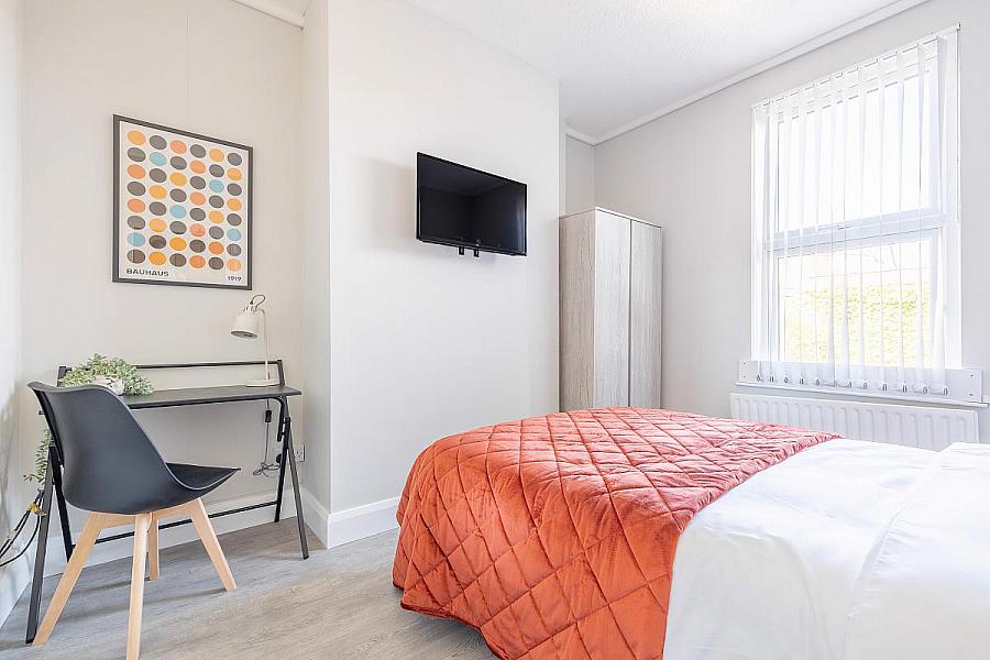 Room 1, 24 Windsor Avenue