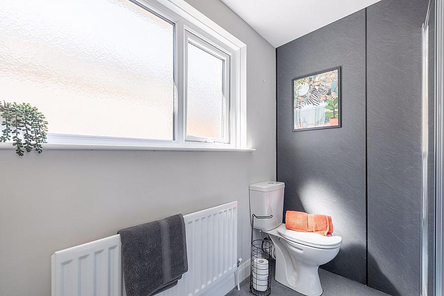 Room 1, 24 Windsor Avenue