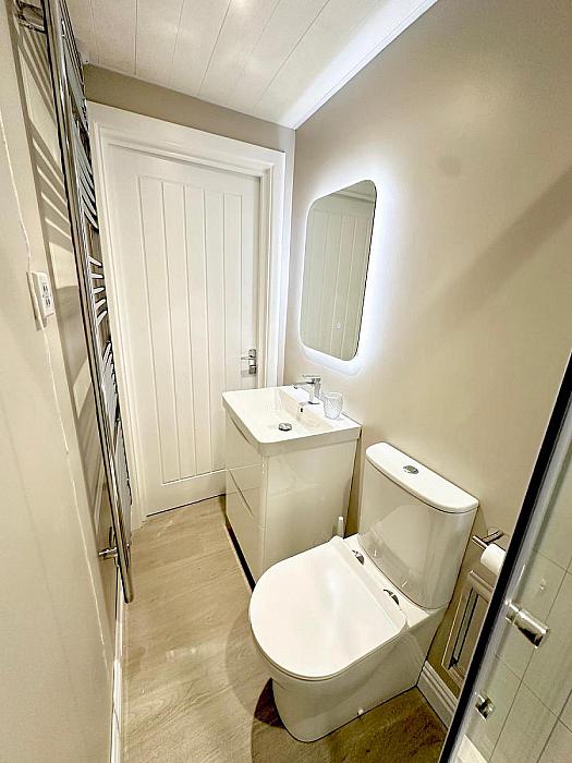 Room 5, 46 Portmore Street