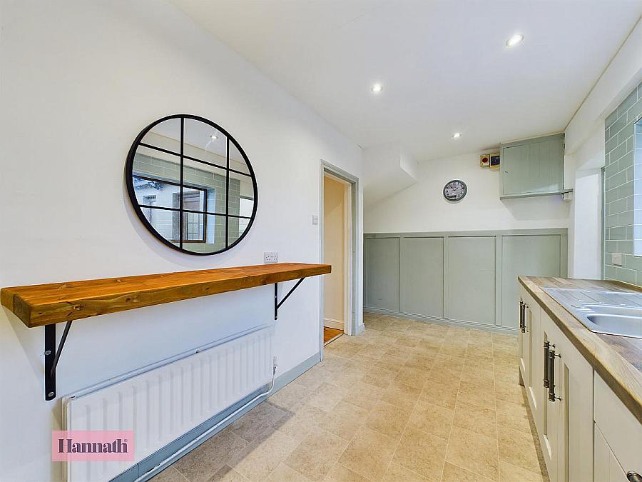 17 Tullyhugh Park