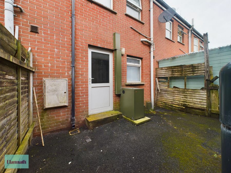 6 Watsons Lane