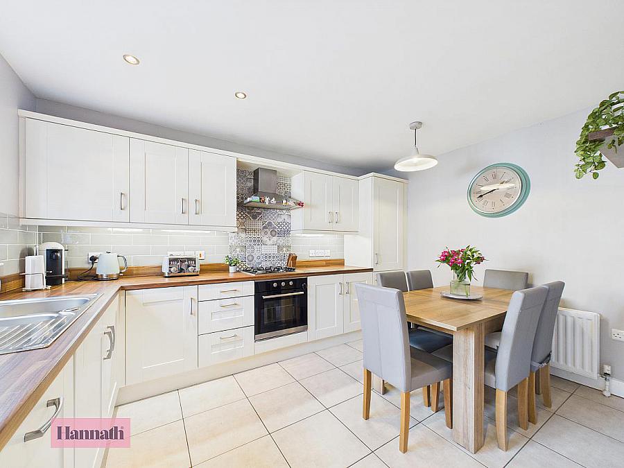 24 Drumford Meadow