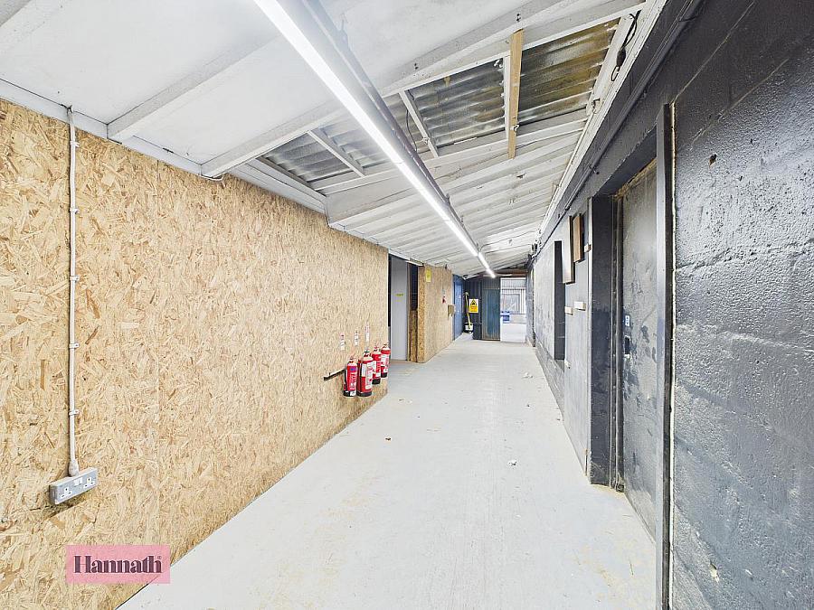 Unit 1, 169-173 Obins Street