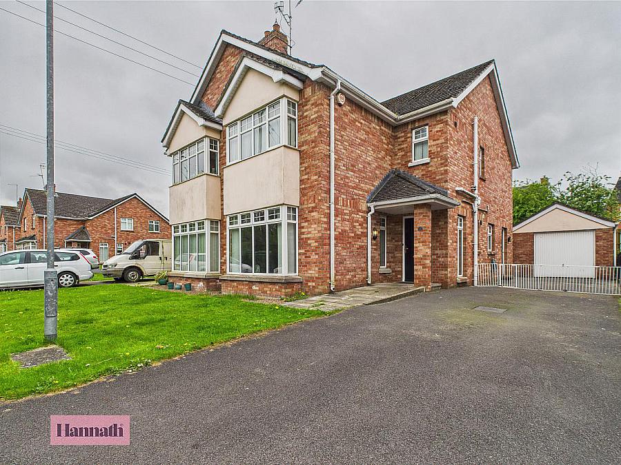 7 Knocknashane Park