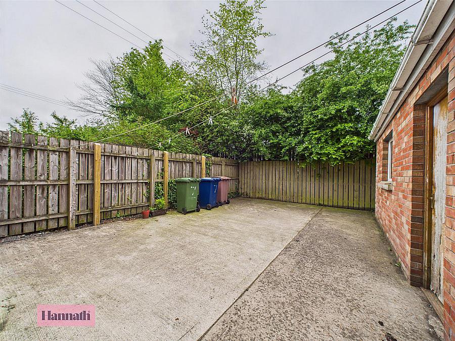 7 Knocknashane Park