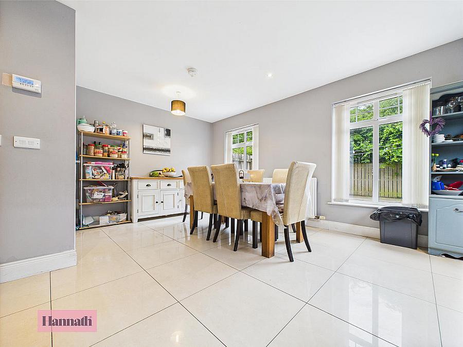 7 Knocknashane Park