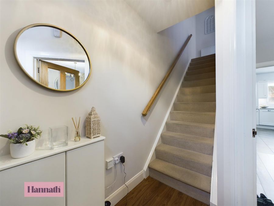 1 Lisnisky Court