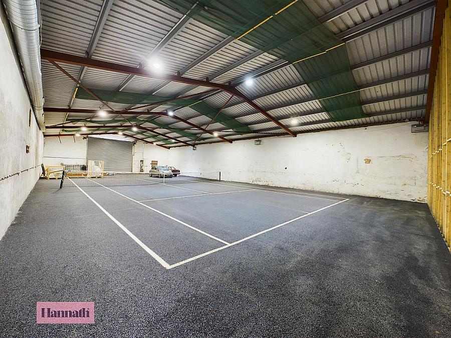 Unit 2a - 97 Mullalelish Road