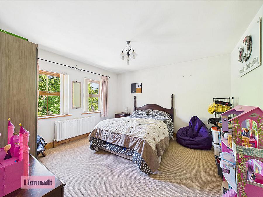28 Tandragee Road