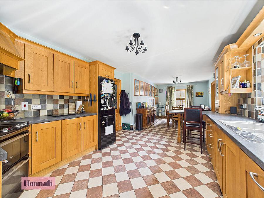 28 Tandragee Road