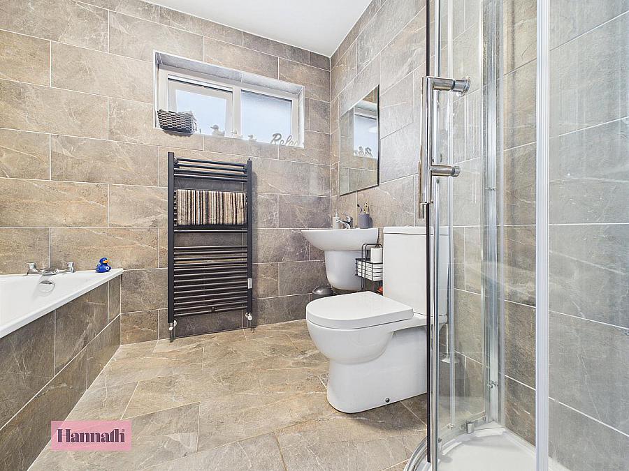 2 Ardmore Close