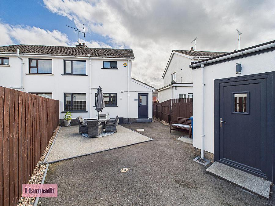 2 Ardmore Close