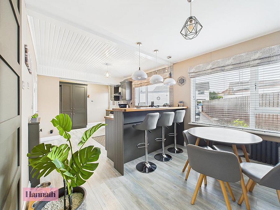 2 Ardmore Close