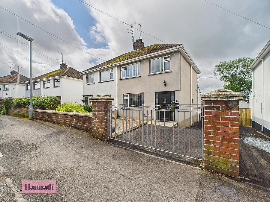 67 Kingsway Drive