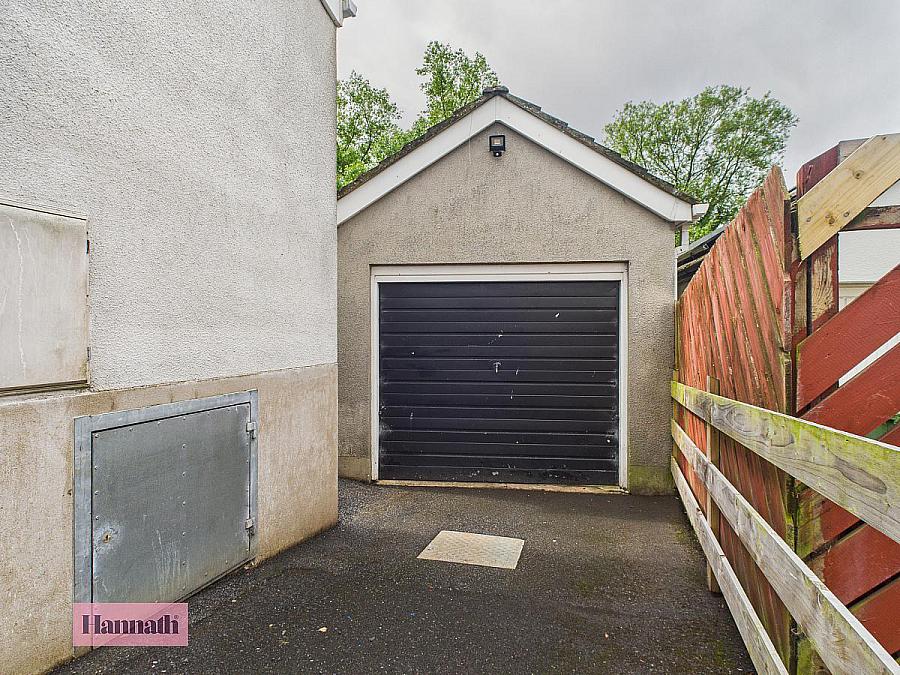 67 Kingsway Drive