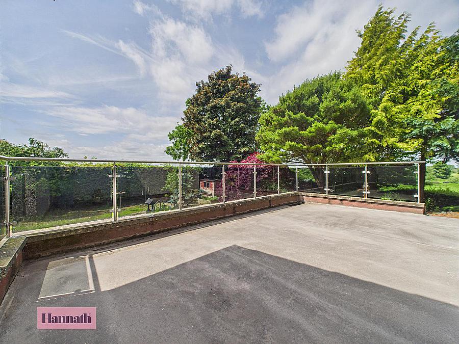 92 Derrycarne Road