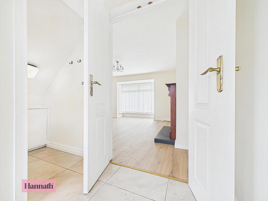 18 Manderley Court