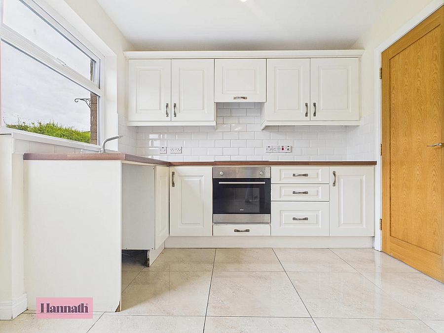 18 Manderley Court