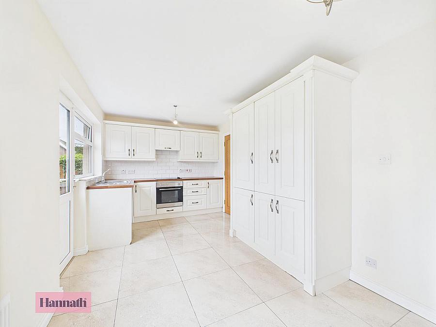 18 Manderley Court