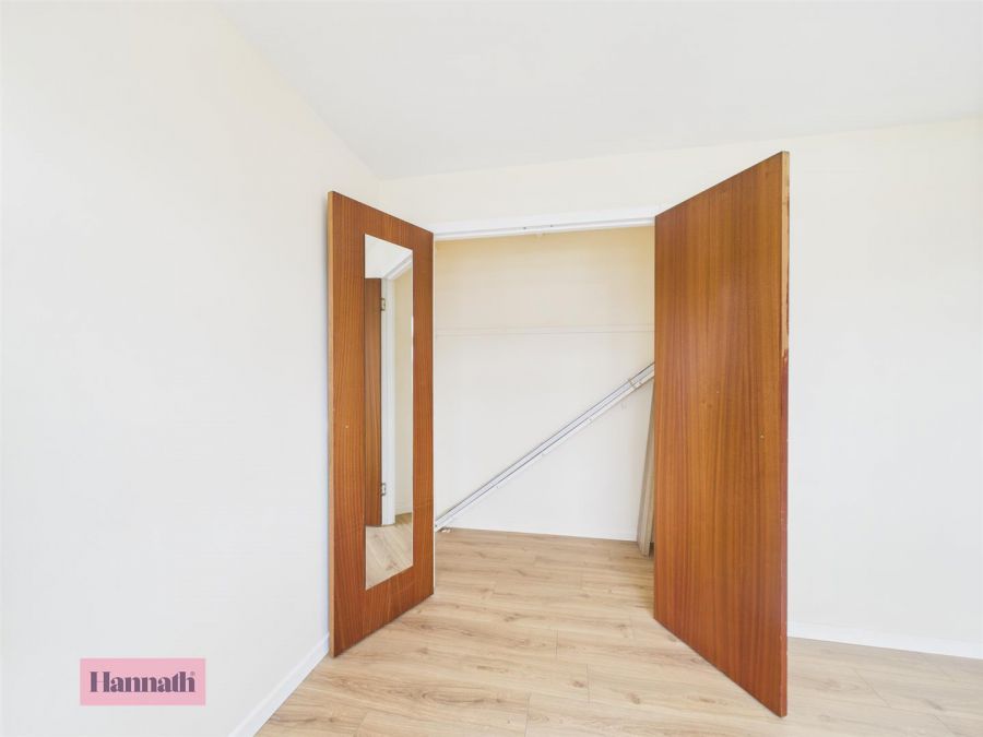 18 Manderley Court 18 Manderley Court